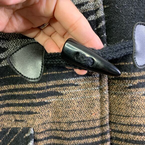 COWGIRL LEGEND Coat Jacket Southwestern Aztec Snap Up w/Toggle Closure Faux Fur - Picture 9 of 16